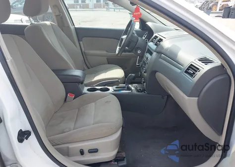 2012 Ford Fusion Hybrid z USA, uszkodzony, nr VIN 3FADP0L39CR216555